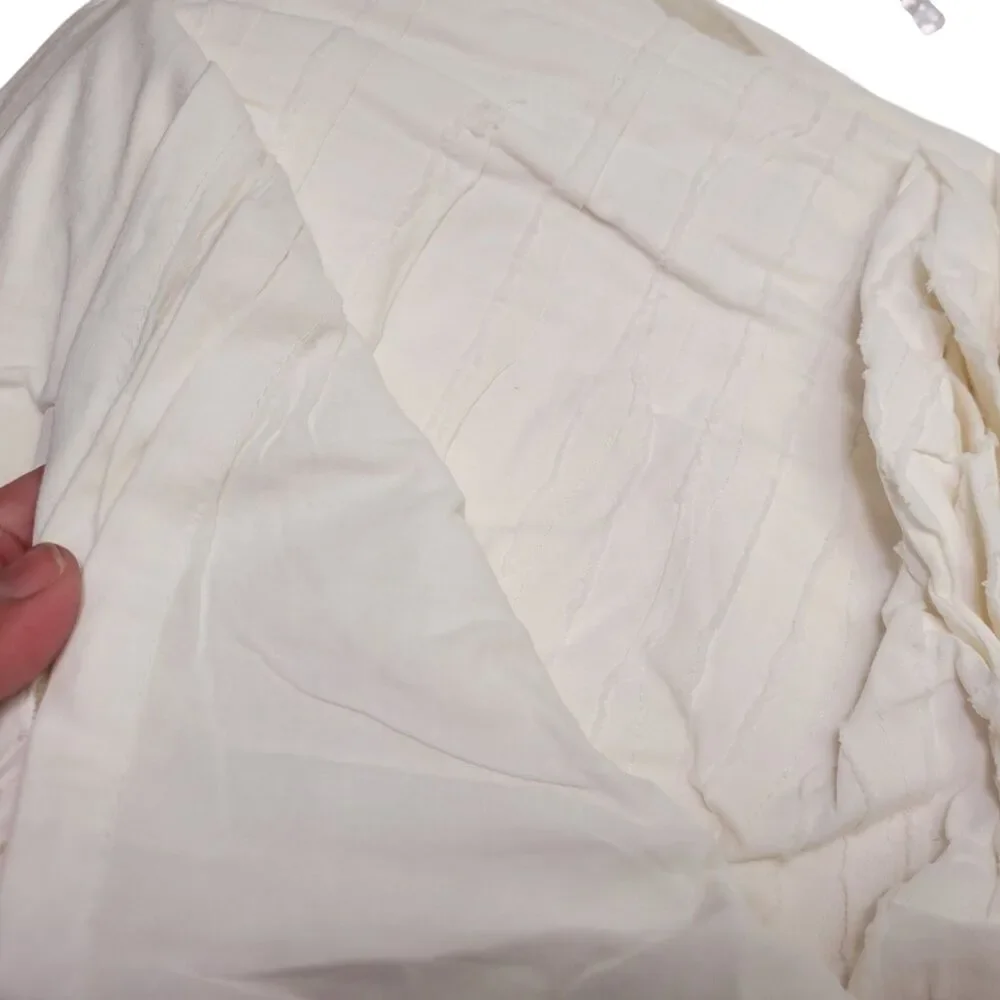 Urban Habitat Ivory Tuffed Duved Cover Set 100% Cotton 5 Pieces  Size Full/Queen